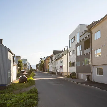 Comfy And Elegant Apartment Tromso Exterior photo